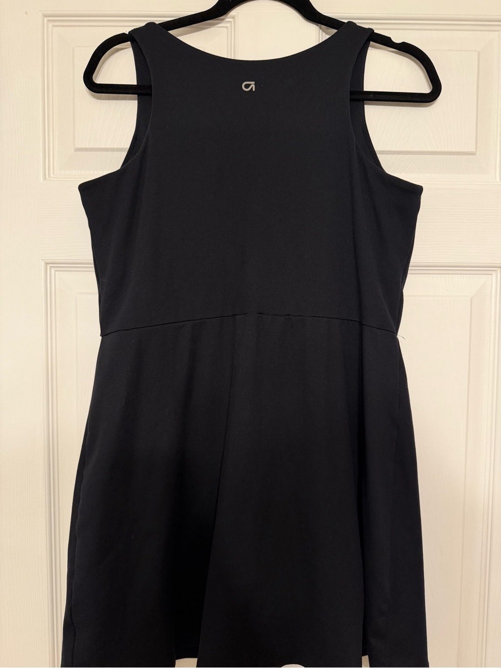 GAP Black Sleeveless V-Neck Mini Dress - Picture 3 of 7